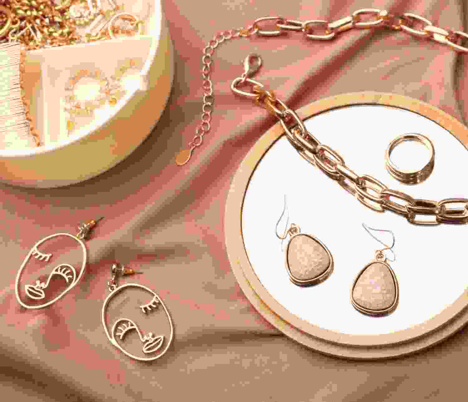 Sparkle & Shine: Unveiling The World Of Fine Jewelry