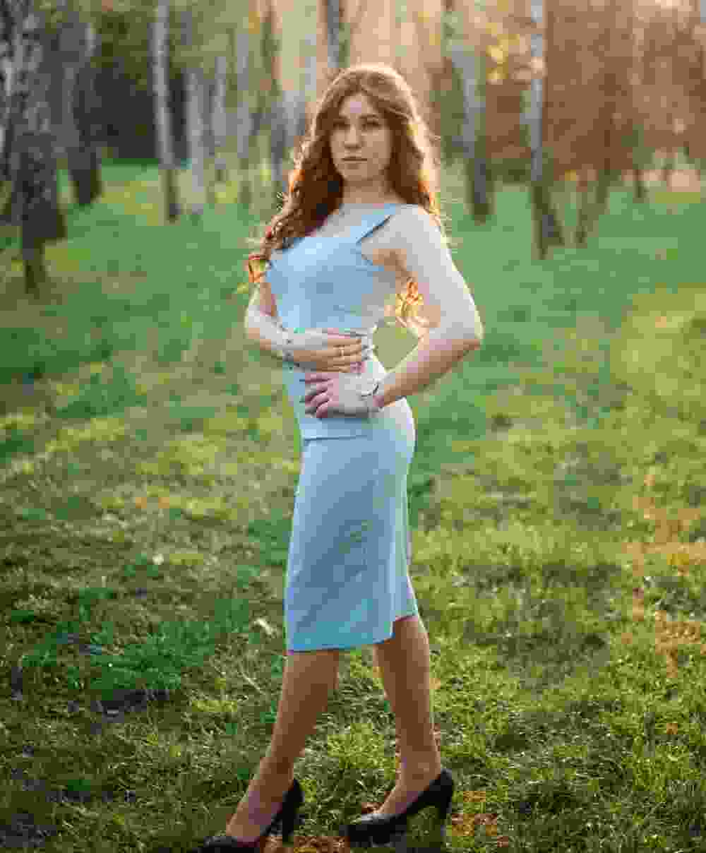 Sleeveless Bodycon Dress - Image 5